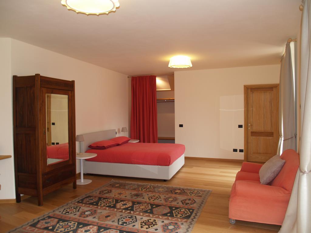 Casa Botta - Luino Lago Maggiore Bagian luar foto