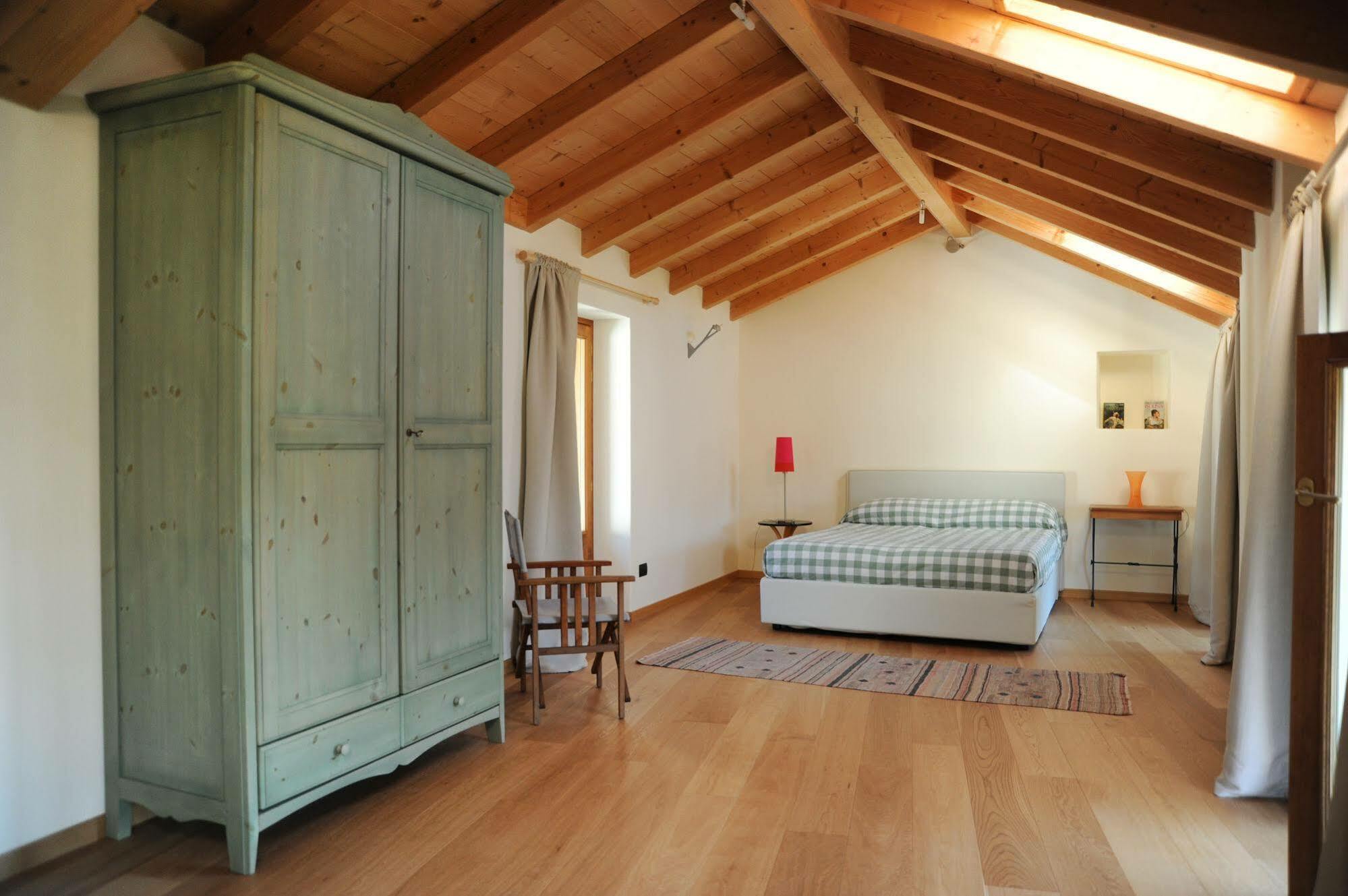 Casa Botta - Luino Lago Maggiore Bagian luar foto